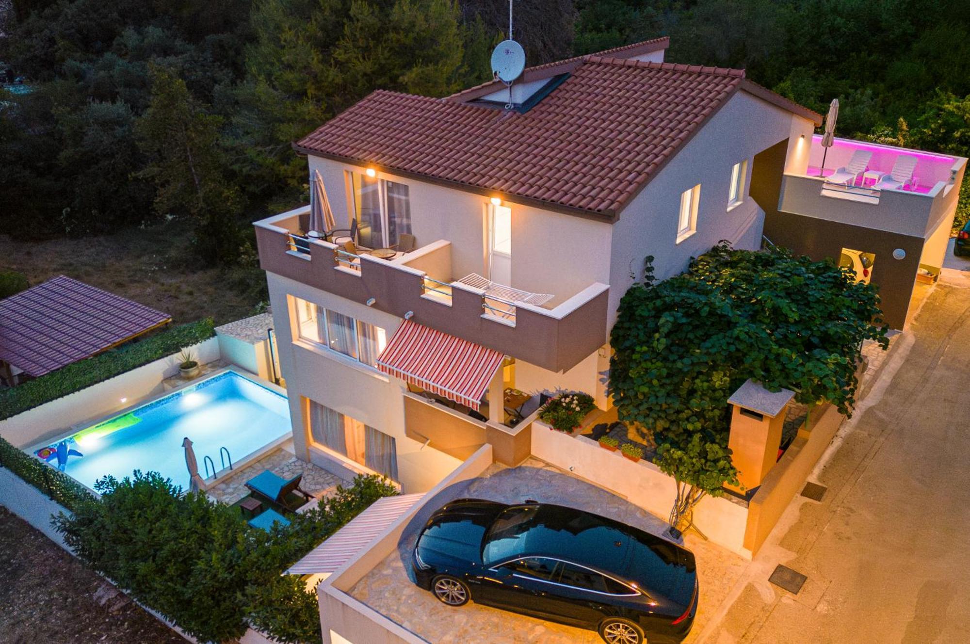 Bruno'S Poolside Apartments - Near Beach Trogir Exterior foto